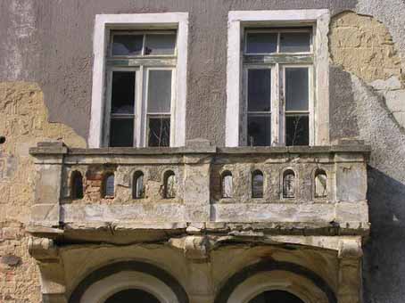 View larger image View larger image