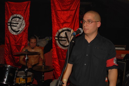 View larger image View larger image