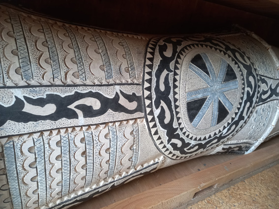 View larger image View larger image