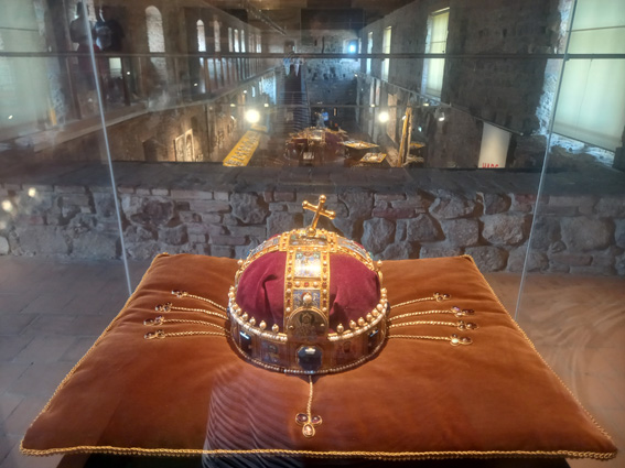 View larger image View larger image