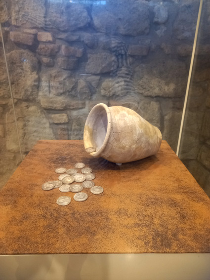 View larger image View larger image