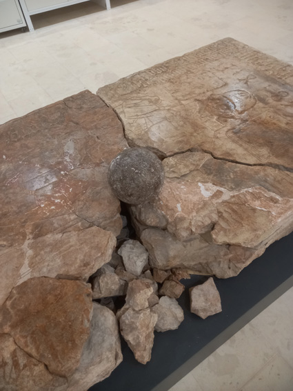 View larger image View larger image