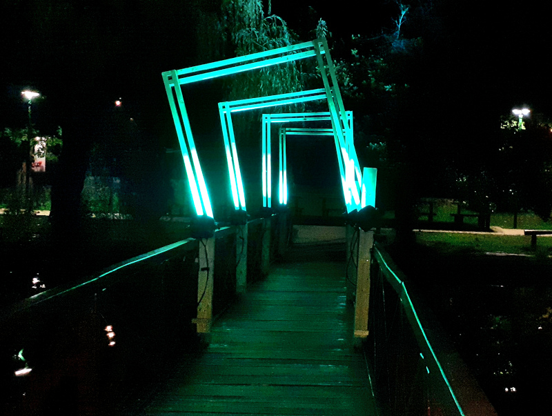 View larger image View larger image