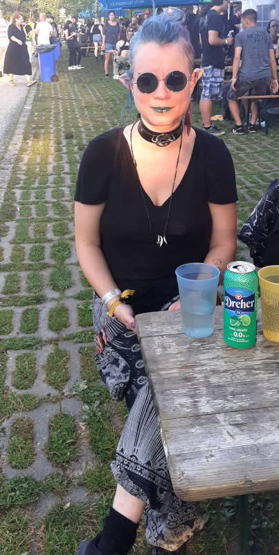 View larger image View larger image