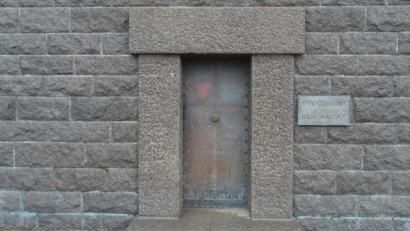 View larger image View larger image