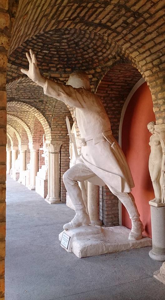 View larger image View larger image