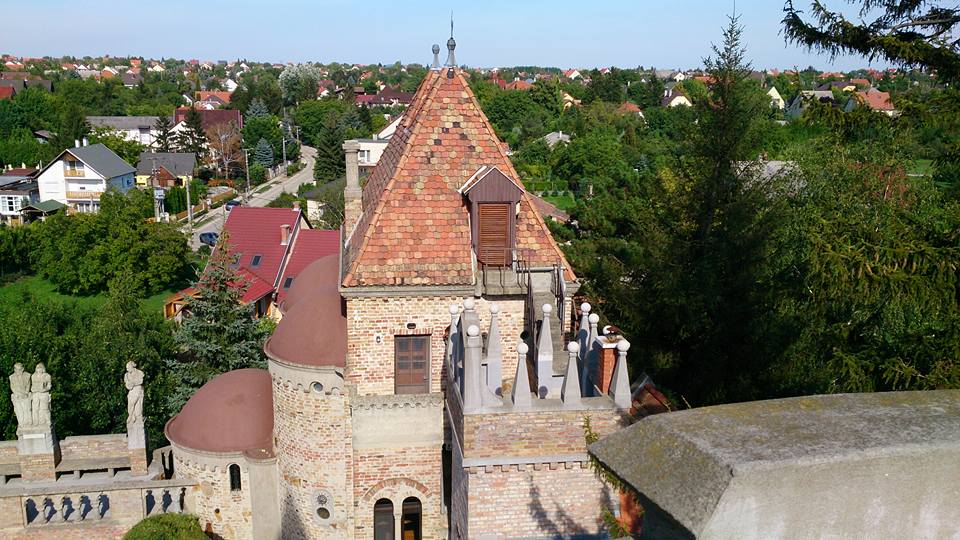 View larger image View larger image