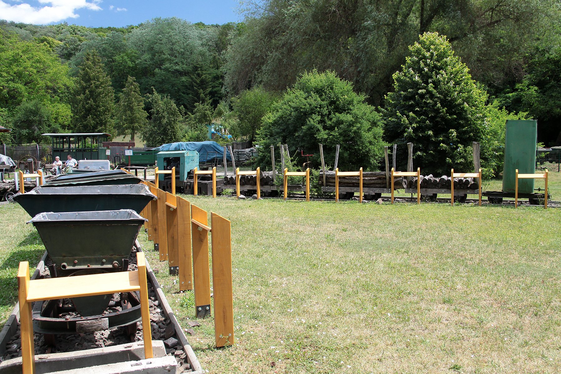 View larger image View larger image