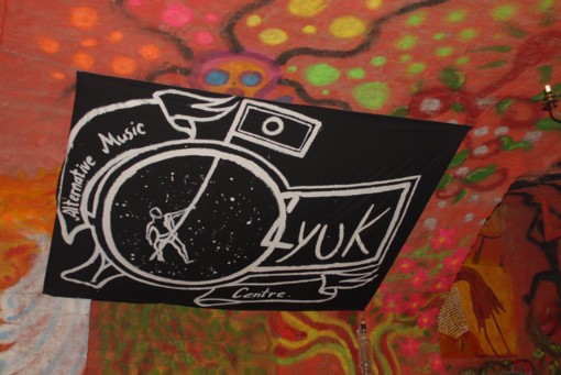 View larger image View larger image