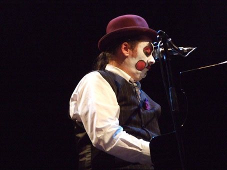 View larger image View larger image