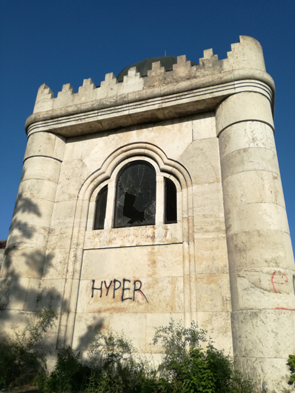 View larger image View larger image