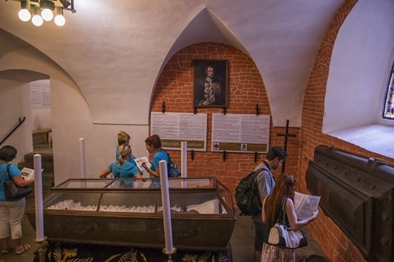 View larger image View larger image