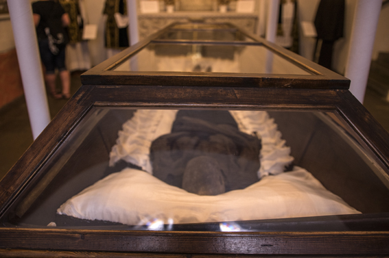 View larger image View larger image